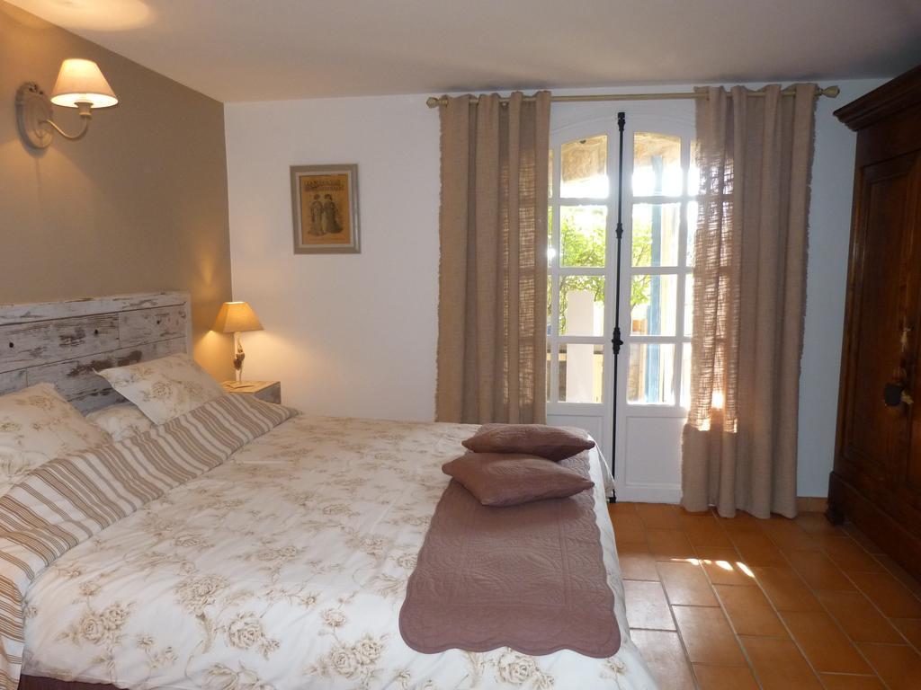 Hotel La Bastide Des Senteurs Peymeinade Zimmer foto