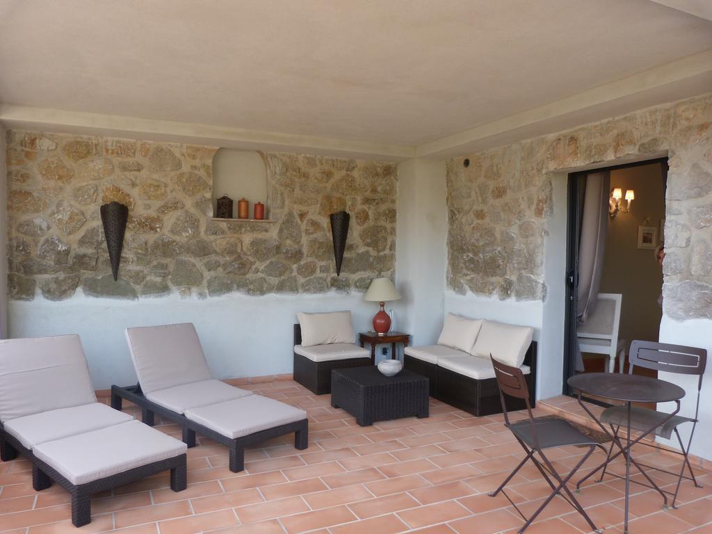 Hotel La Bastide Des Senteurs Peymeinade Exterior foto