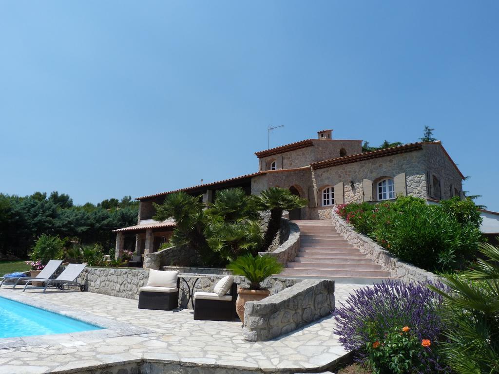 Hotel La Bastide Des Senteurs Peymeinade Exterior foto